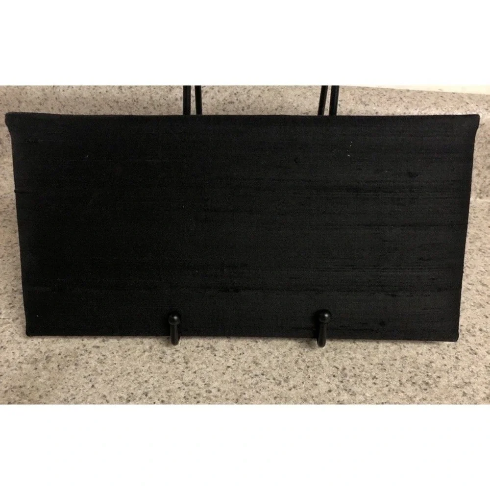 Women's Karigari By S (United Kingdom) Clutch Black Bag